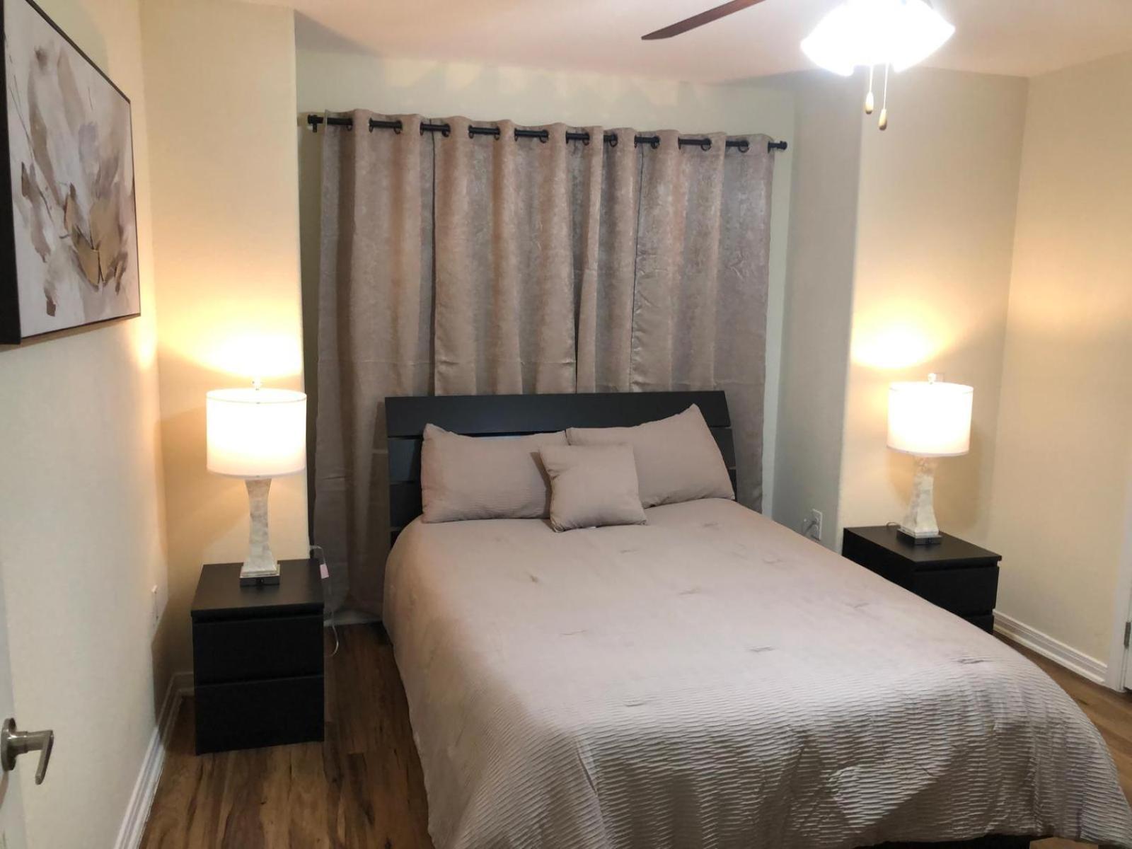 Spacious Villa Close To The Beach, 10 Sleeps Galveston Bagian luar foto